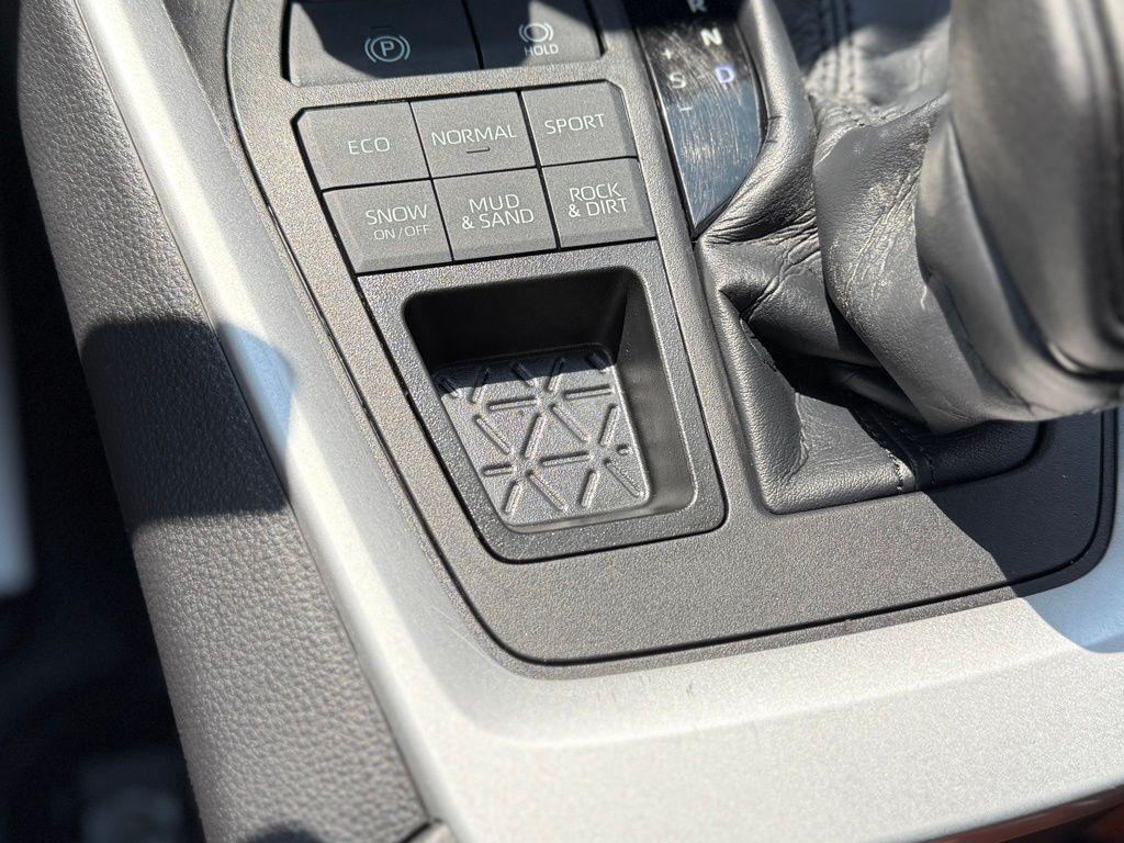 used 2019 Toyota RAV4 car, priced at $24,260