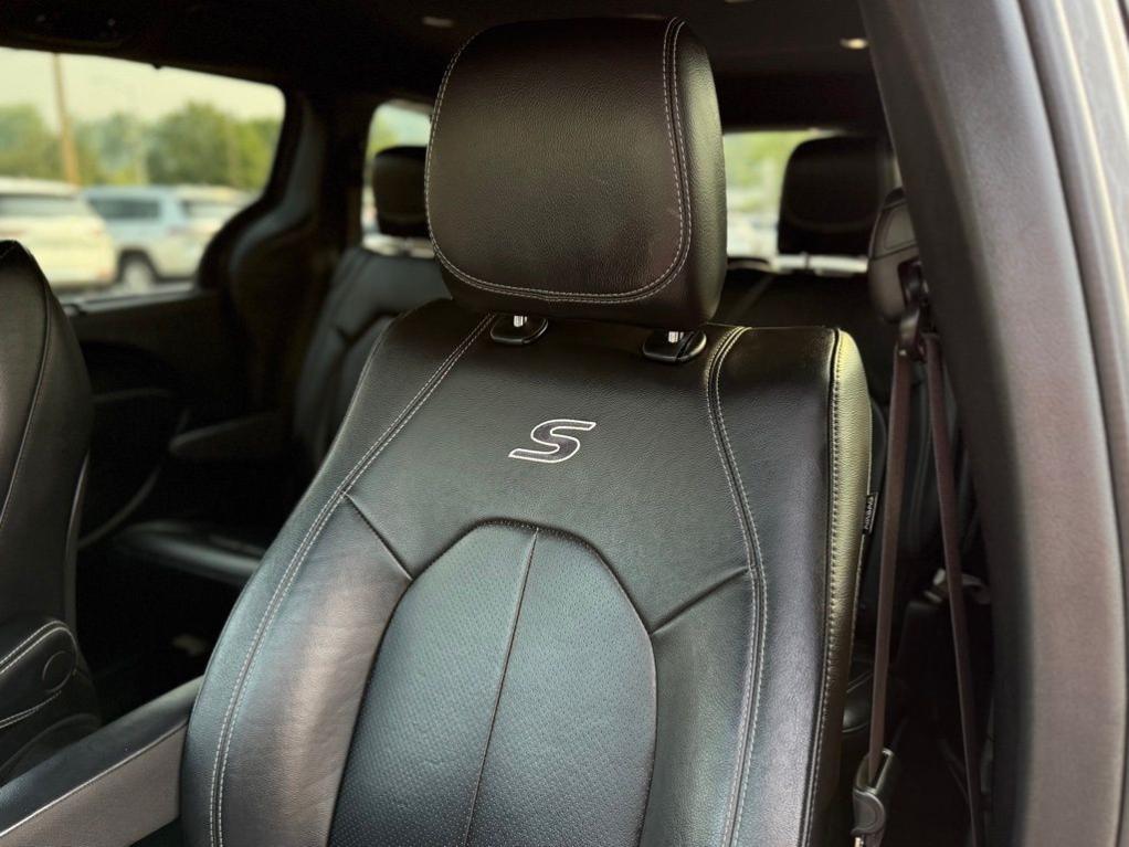 used 2022 Chrysler Pacifica car, priced at $32,372