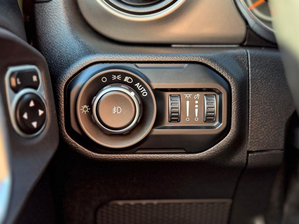 used 2021 Jeep Wrangler car, priced at $28,495