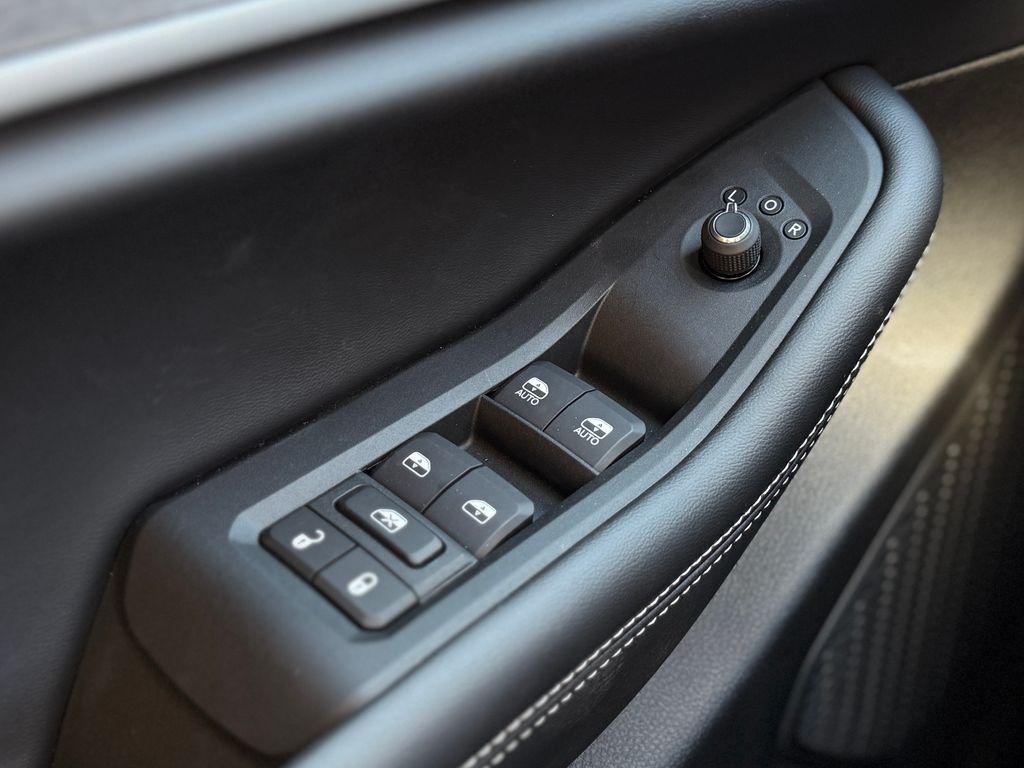 new 2025 Jeep Grand Cherokee car, priced at $41,156