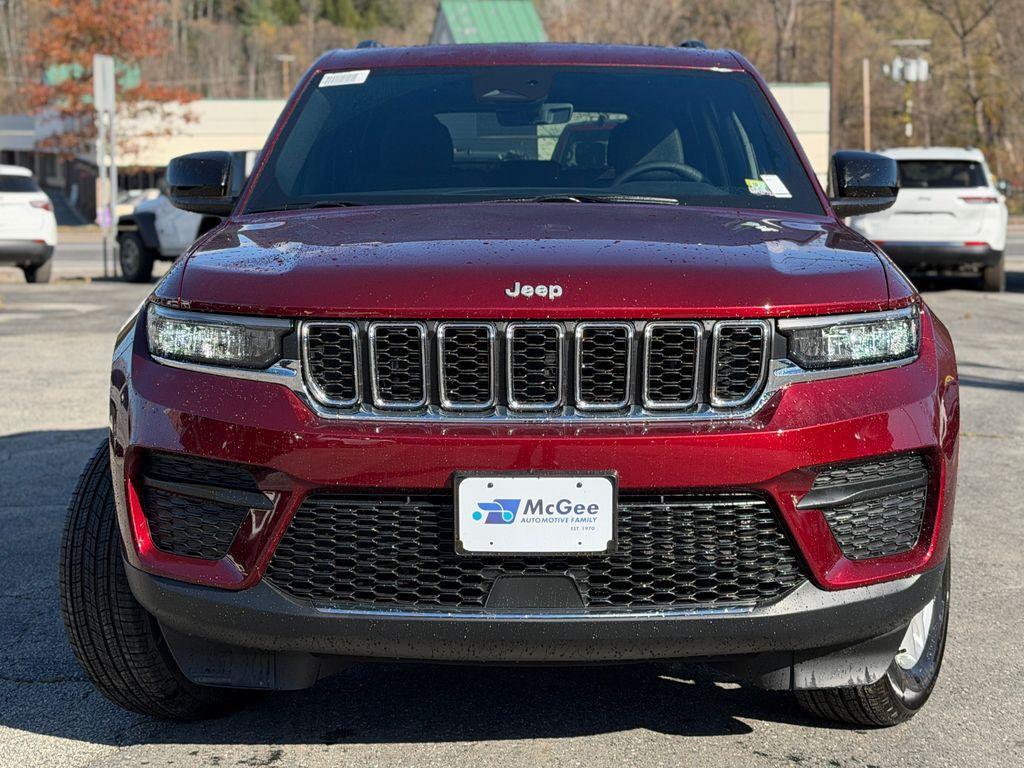 new 2025 Jeep Grand Cherokee car, priced at $41,156