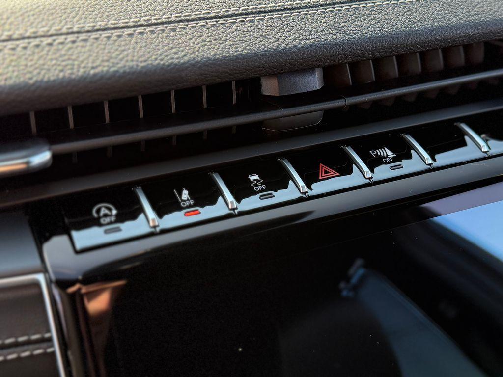 new 2025 Jeep Grand Cherokee car, priced at $51,142