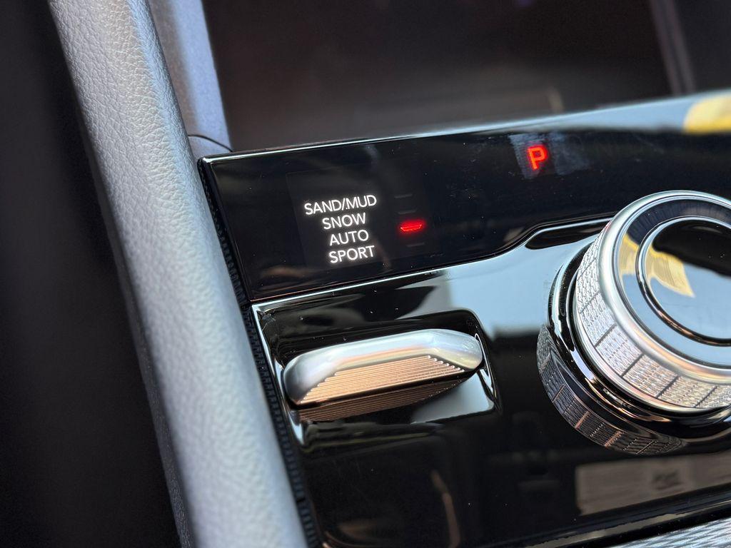 new 2025 Jeep Grand Cherokee car, priced at $51,142