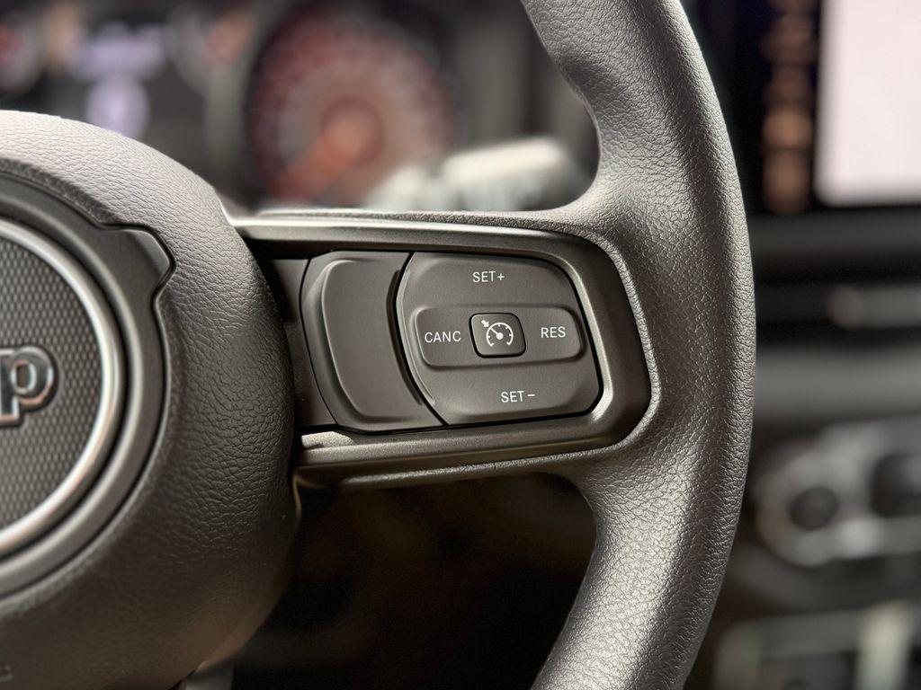 new 2025 Jeep Wrangler car, priced at $36,386