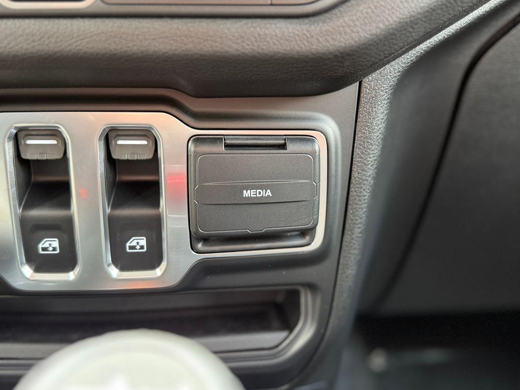 new 2025 Jeep Wrangler car, priced at $36,386