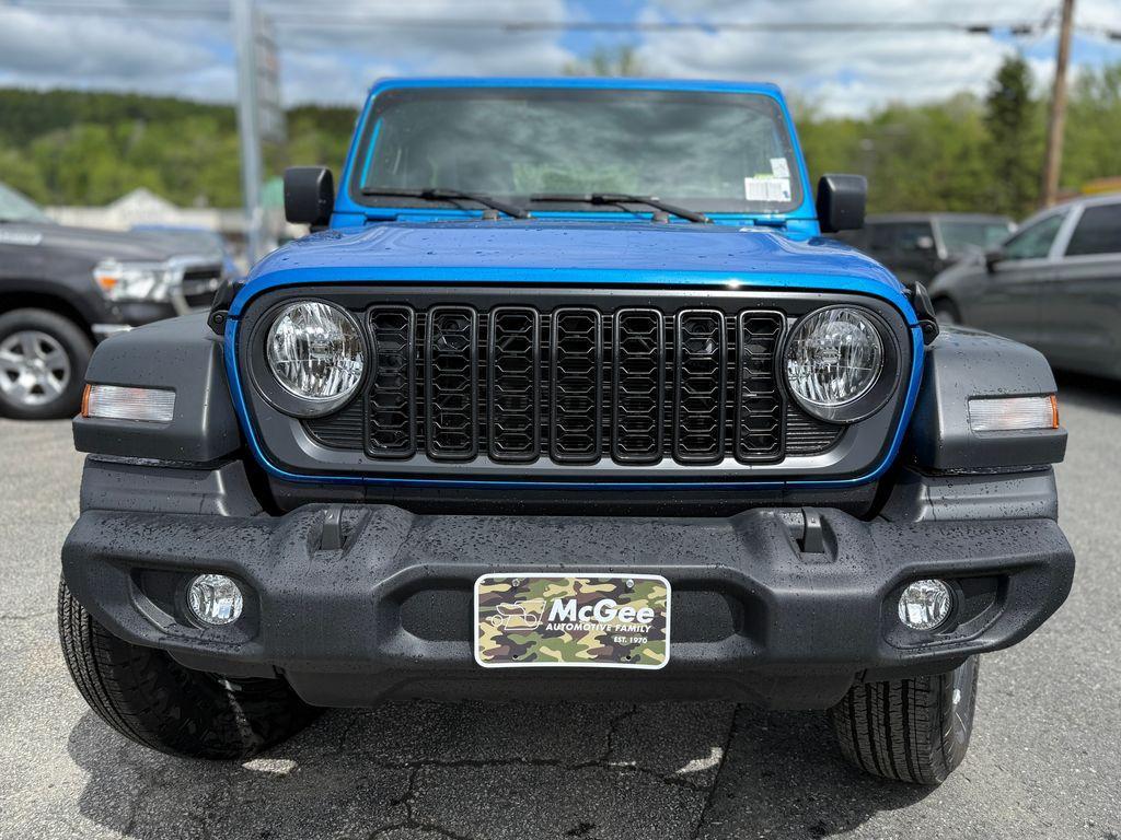 new 2025 Jeep Wrangler car, priced at $36,386