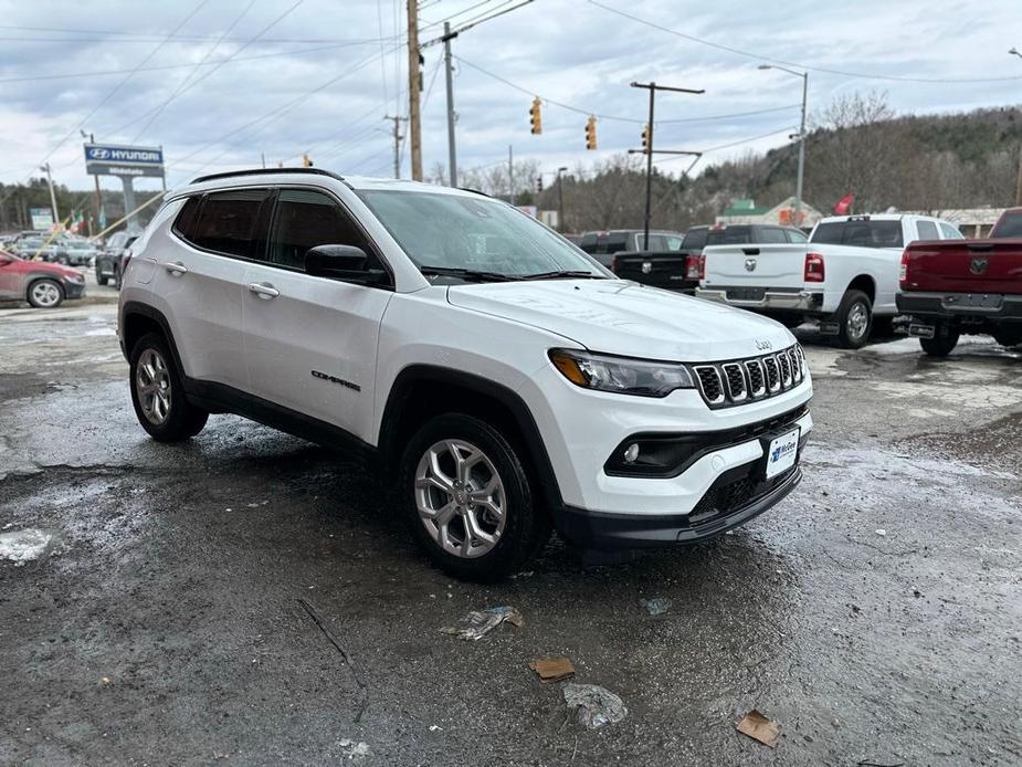 new 2024 Jeep Compass car, priced at $27,437