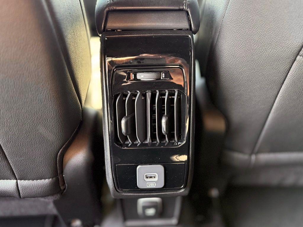 new 2025 Jeep Compass car, priced at $36,701