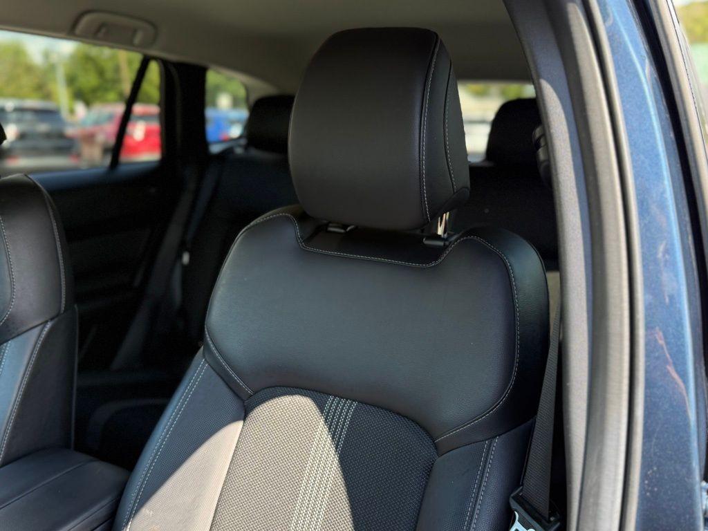 used 2025 Mazda CX-50 car, priced at $27,500