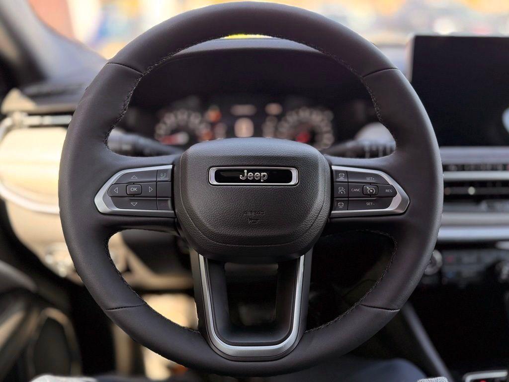 new 2025 Jeep Compass car, priced at $36,701