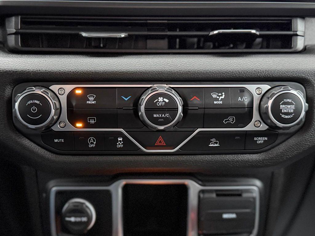 used 2024 Jeep Gladiator car, priced at $36,921