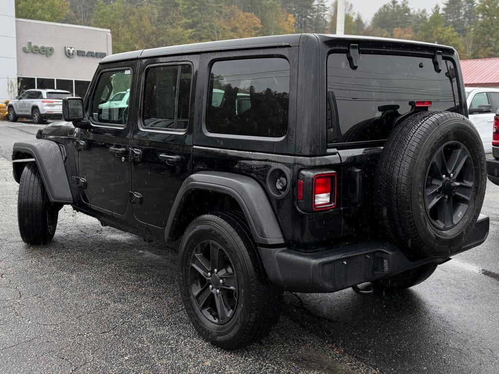 used 2022 Jeep Wrangler Unlimited car, priced at $33,772