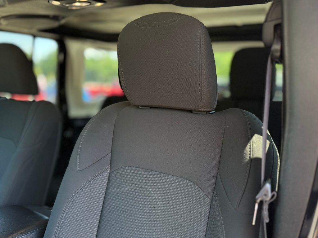used 2022 Jeep Wrangler Unlimited car, priced at $32,951