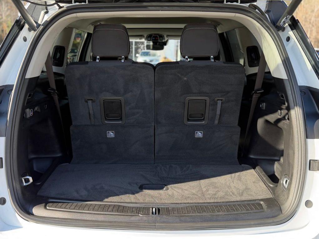 used 2023 Jeep Grand Cherokee L car, priced at $29,411