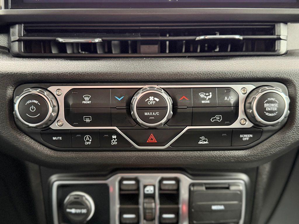 used 2024 Jeep Wrangler car, priced at $35,787