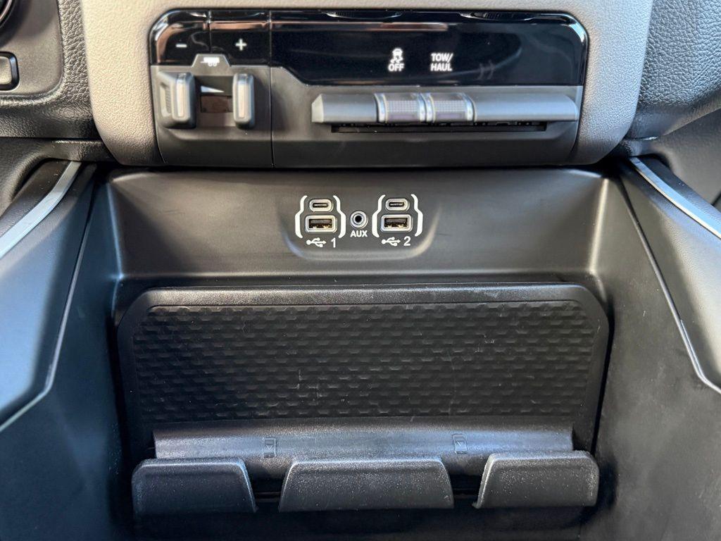used 2022 Ram 1500 car, priced at $38,472