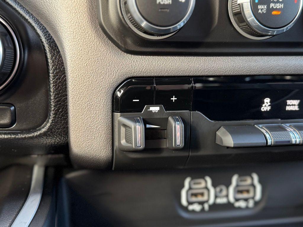 used 2022 Ram 1500 car, priced at $38,472
