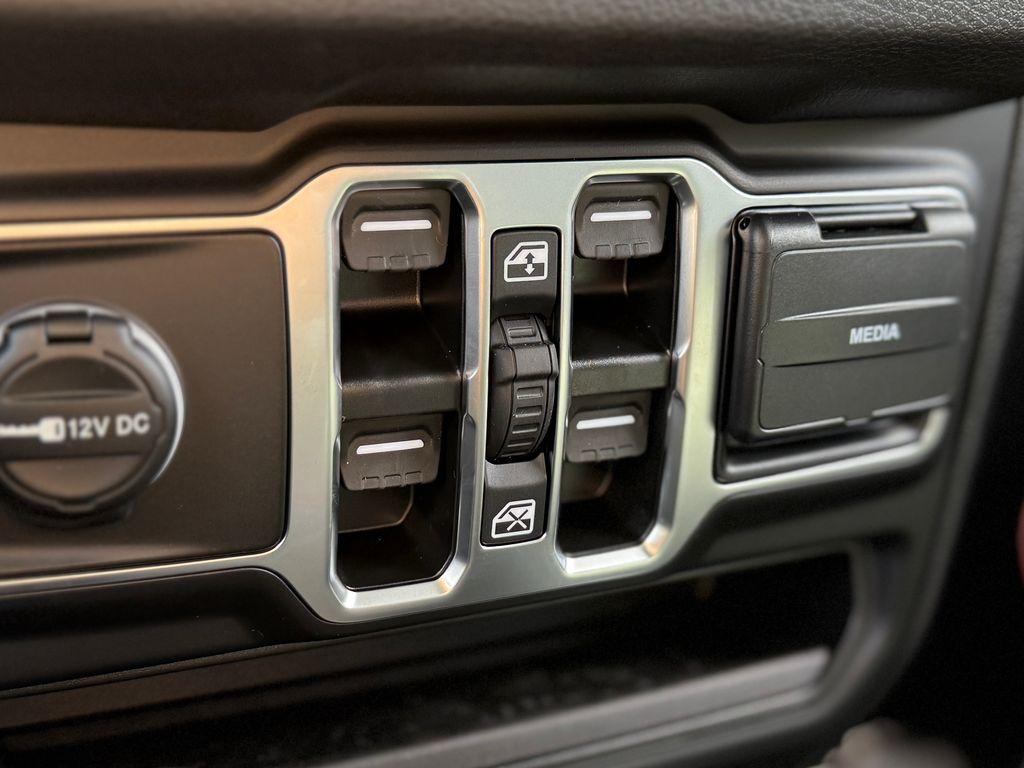 new 2025 Jeep Wrangler car, priced at $35,623