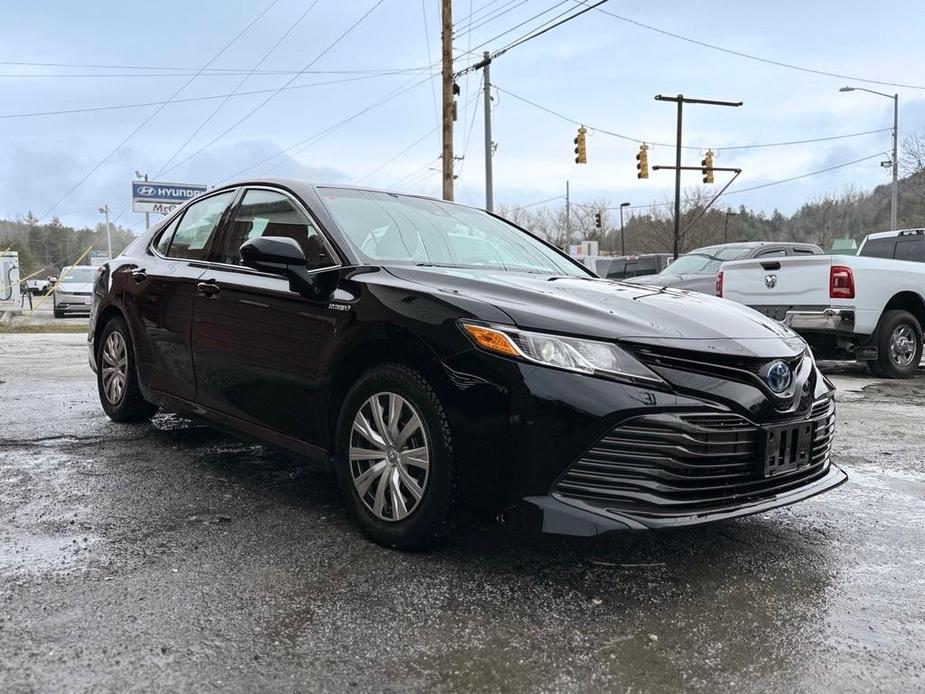 used 2018 Toyota Camry Hybrid car, priced at $21,392