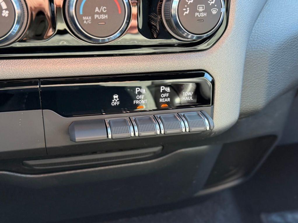 new 2025 Ram 1500 car, priced at $46,201