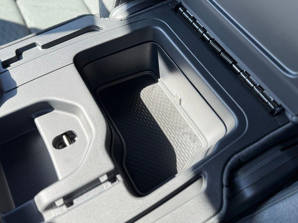 new 2025 Ram 1500 car, priced at $46,201