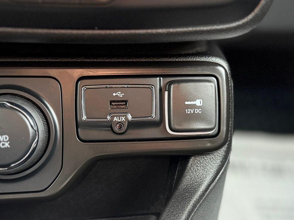 used 2022 Jeep Renegade car, priced at $22,468