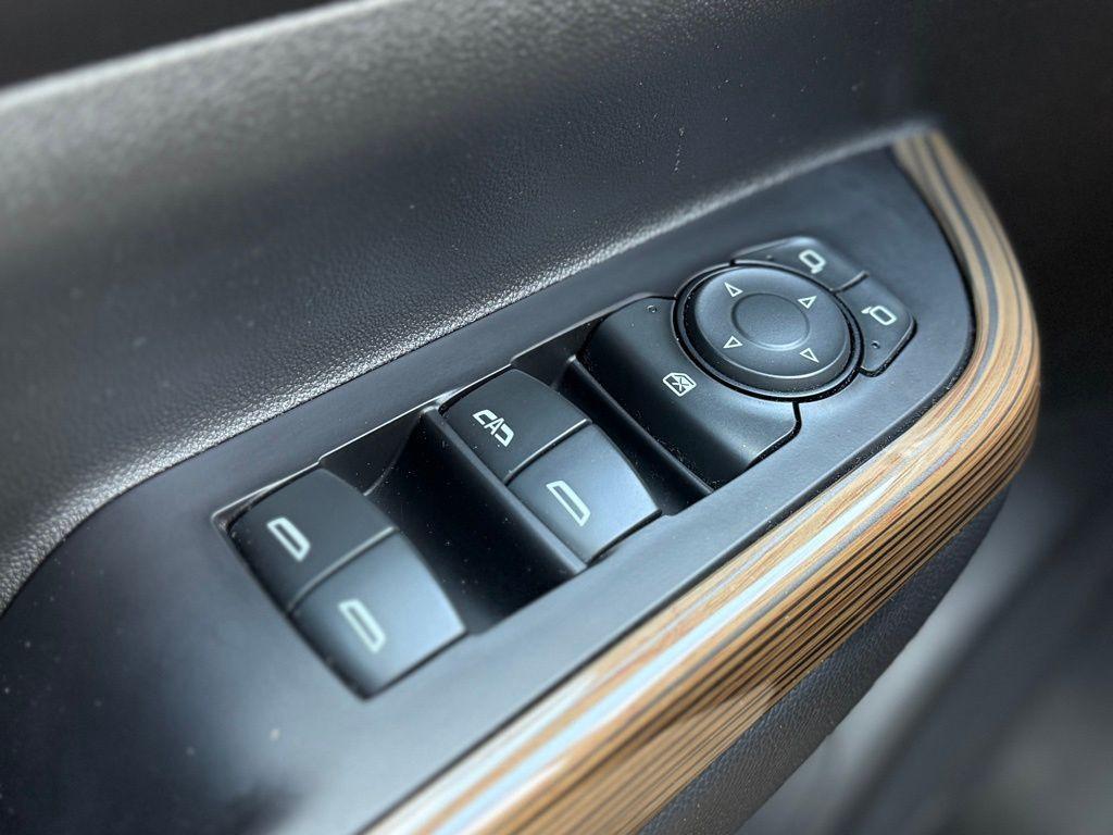 used 2020 GMC Acadia car, priced at $25,000