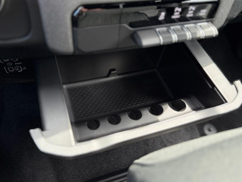 new 2025 Ram 1500 car, priced at $45,579