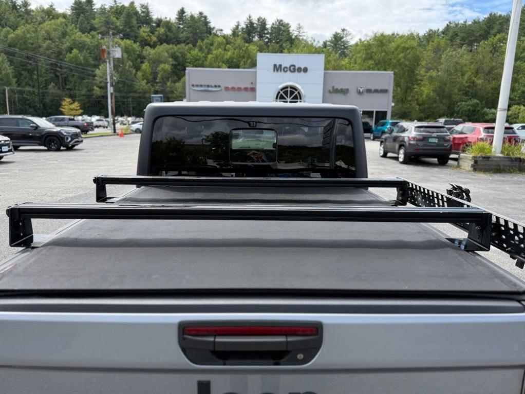 used 2020 Jeep Gladiator car, priced at $25,309