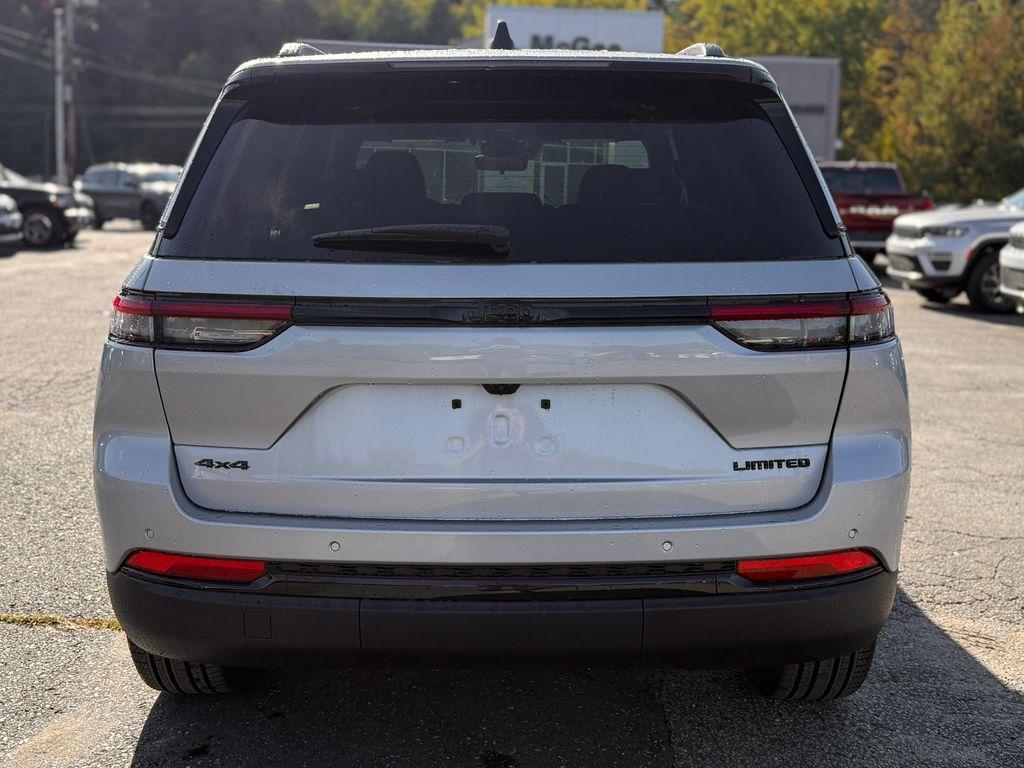new 2025 Jeep Grand Cherokee car, priced at $46,463