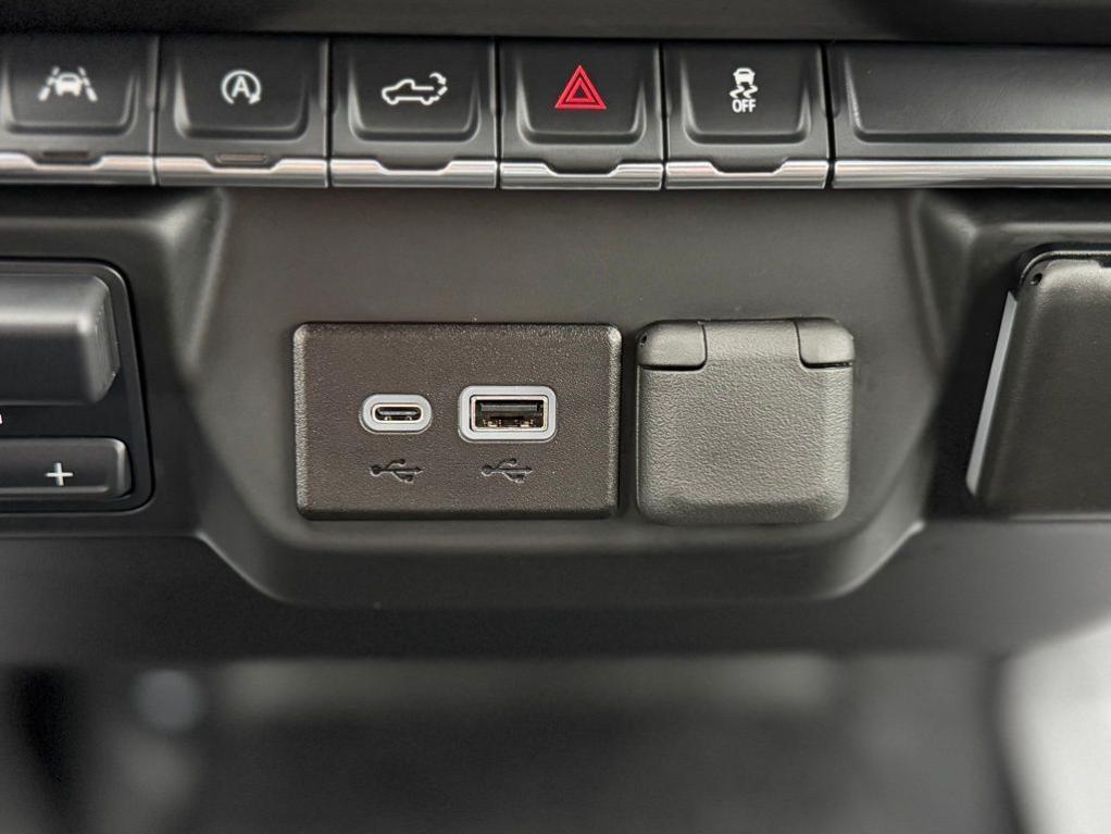 used 2024 GMC Sierra 1500 car, priced at $37,987