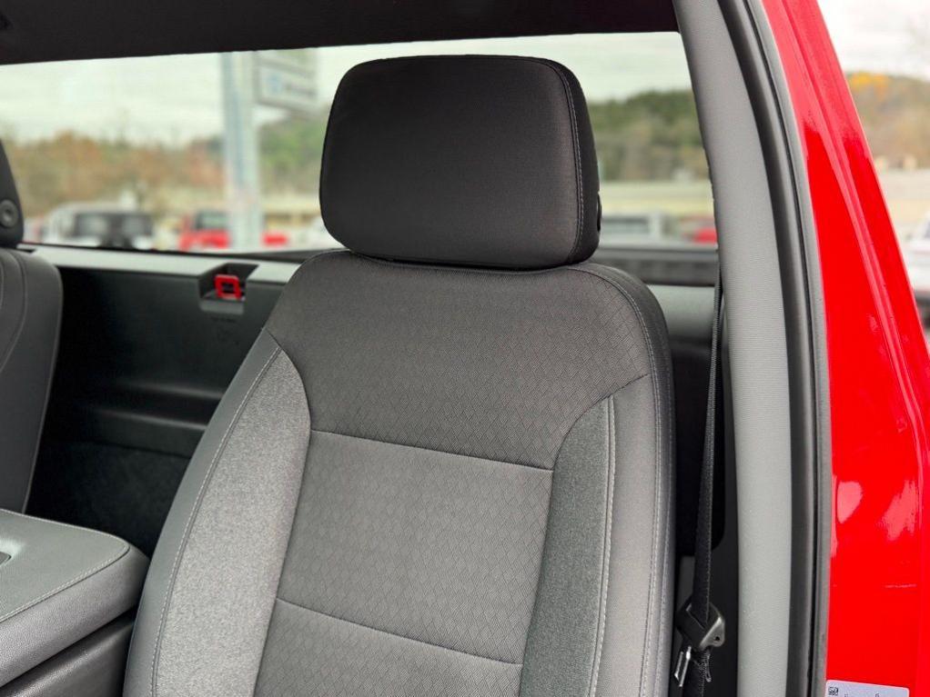 used 2024 GMC Sierra 1500 car, priced at $37,987