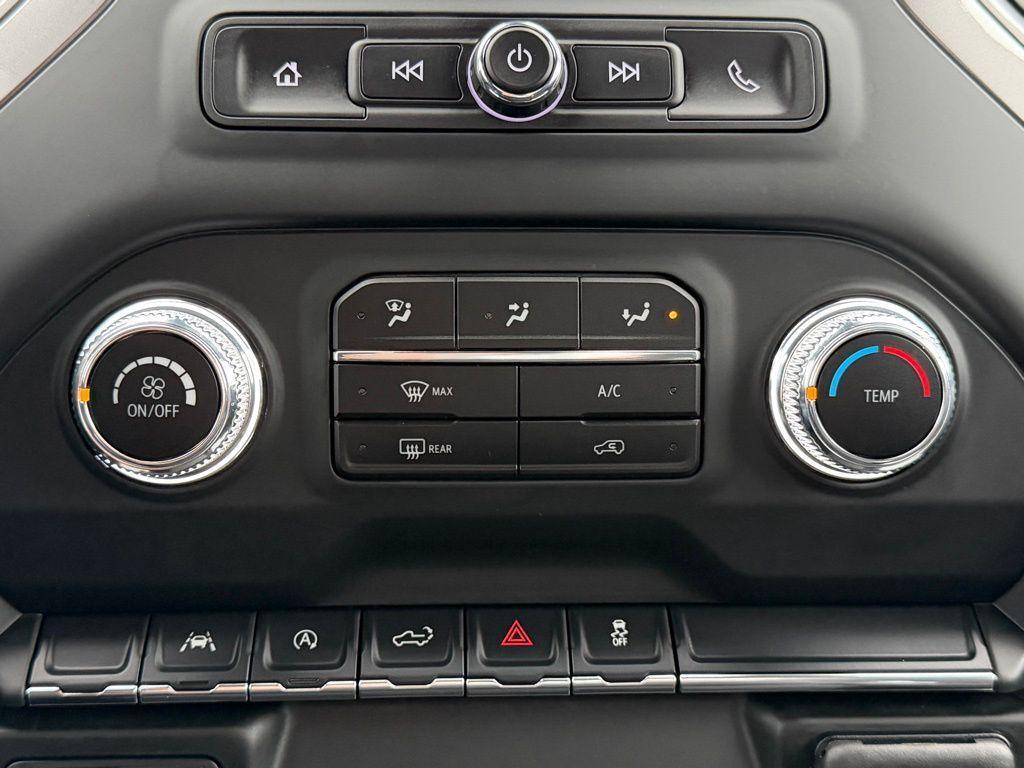 used 2024 GMC Sierra 1500 car, priced at $37,987