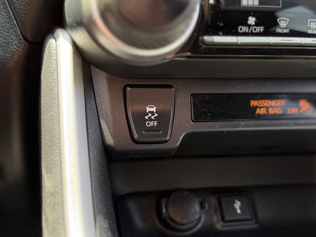 used 2020 Toyota RAV4 car, priced at $26,472