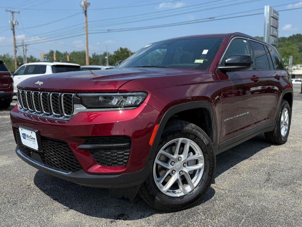 new 2025 Jeep Grand Cherokee car, priced at $39,927