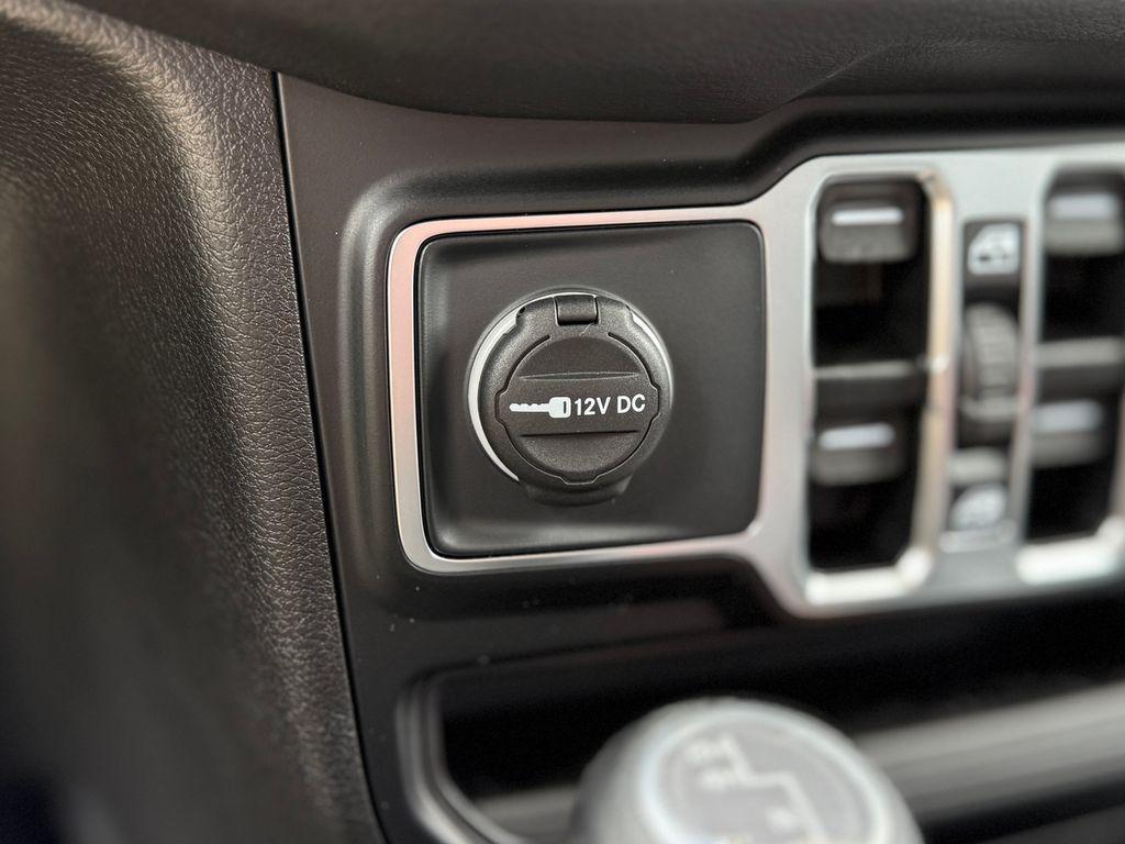 new 2025 Jeep Gladiator car, priced at $43,886