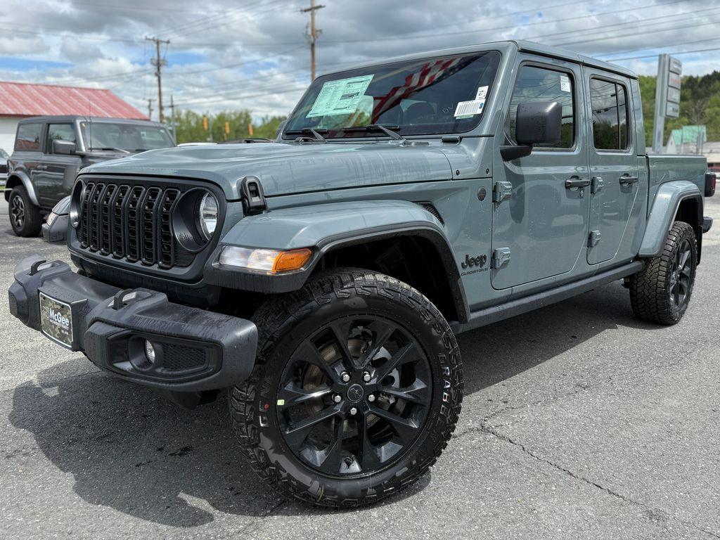 new 2025 Jeep Gladiator car, priced at $43,886