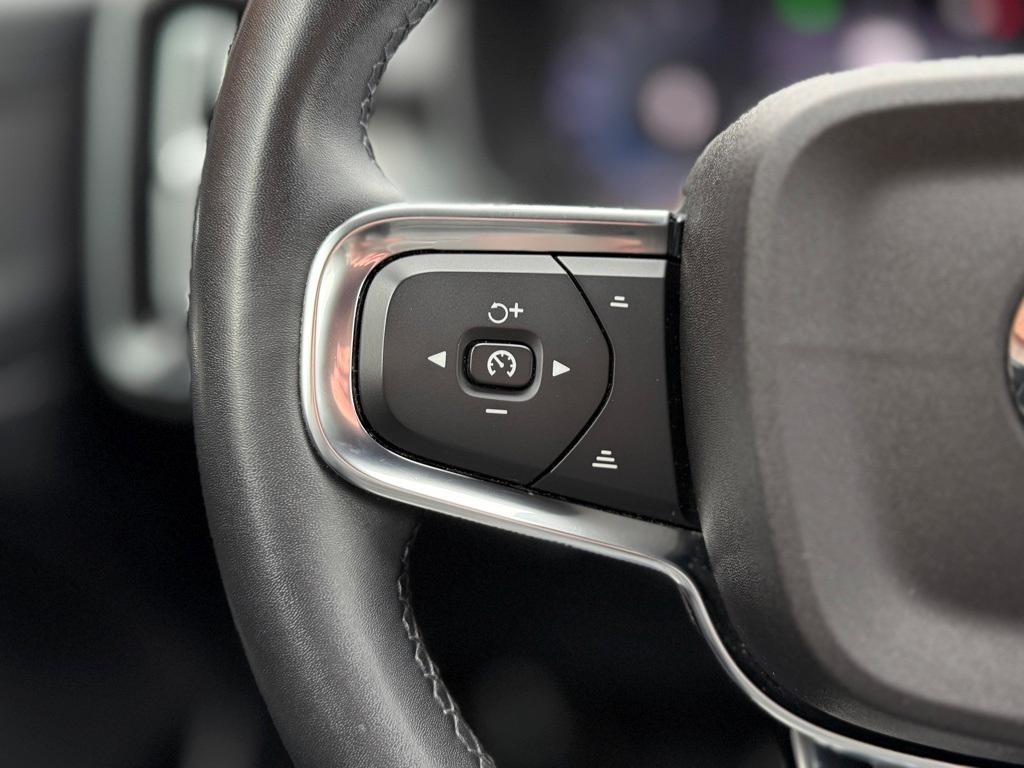used 2023 Volvo XC40 car, priced at $31,393