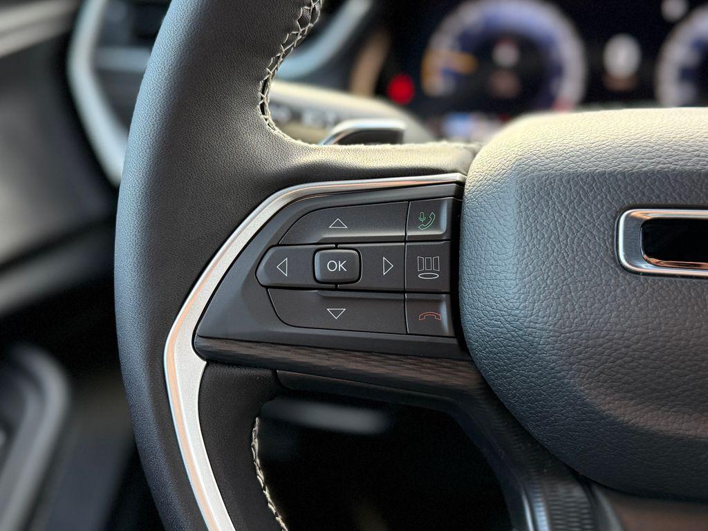 new 2025 Jeep Grand Cherokee car, priced at $40,644