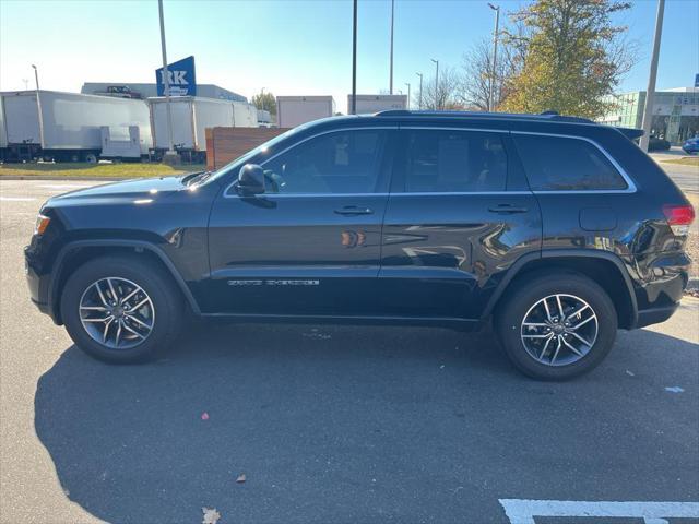 used 2020 Jeep Grand Cherokee car, priced at $17,454