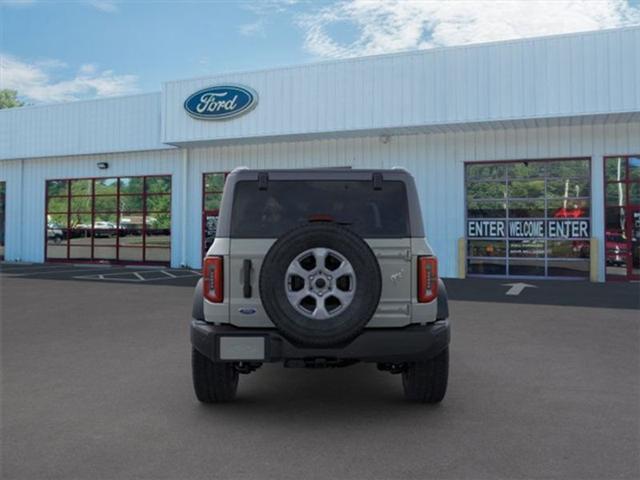 new 2024 Ford Bronco car, priced at $39,915