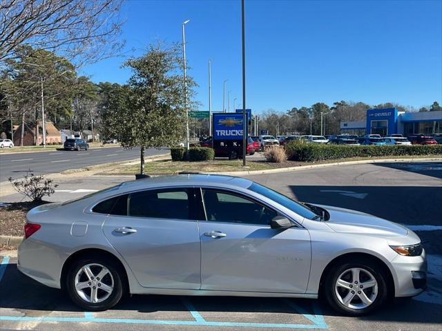 used 2021 Chevrolet Malibu car, priced at $18,254