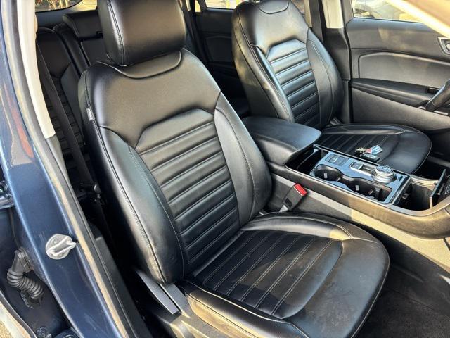 used 2019 Ford Edge car