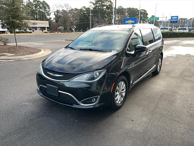 used 2019 Chrysler Pacifica car, priced at $17,387