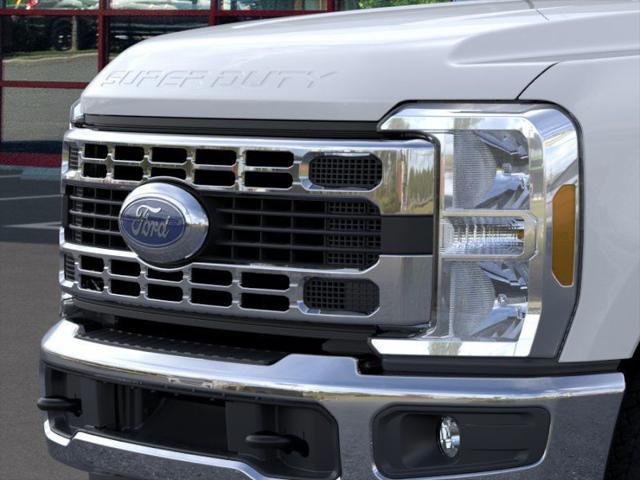 new 2025 Ford F-350 car, priced at $72,905