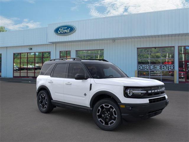 new 2024 Ford Bronco Sport car, priced at $32,404