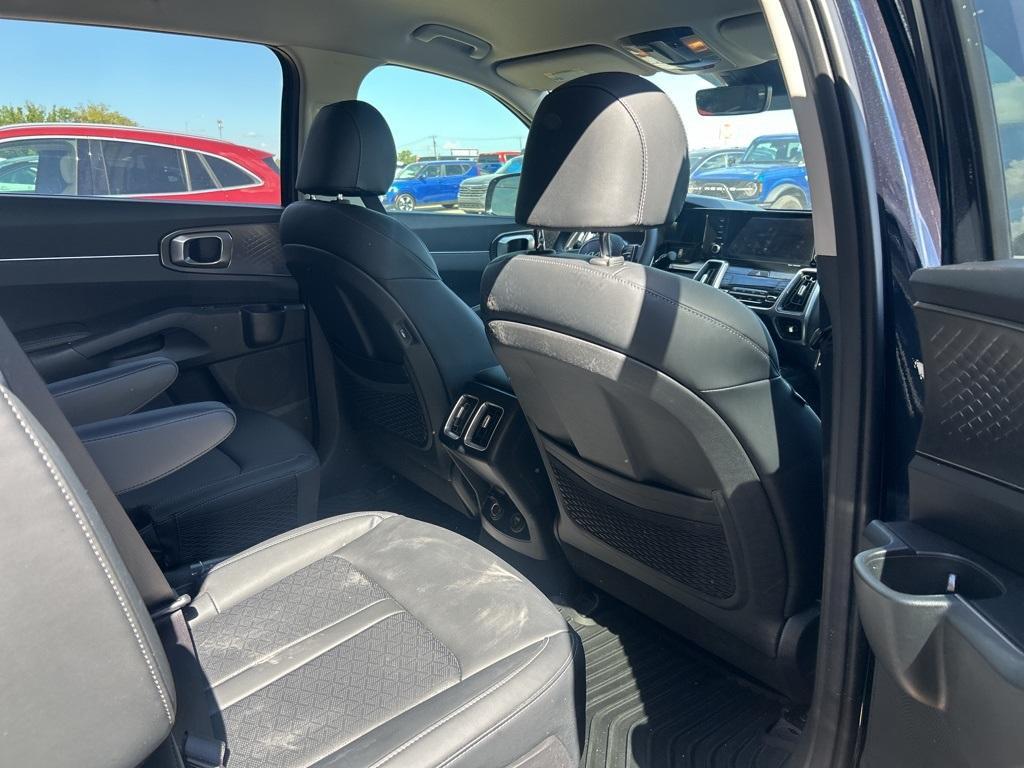 used 2023 Kia Sorento Hybrid car, priced at $30,517