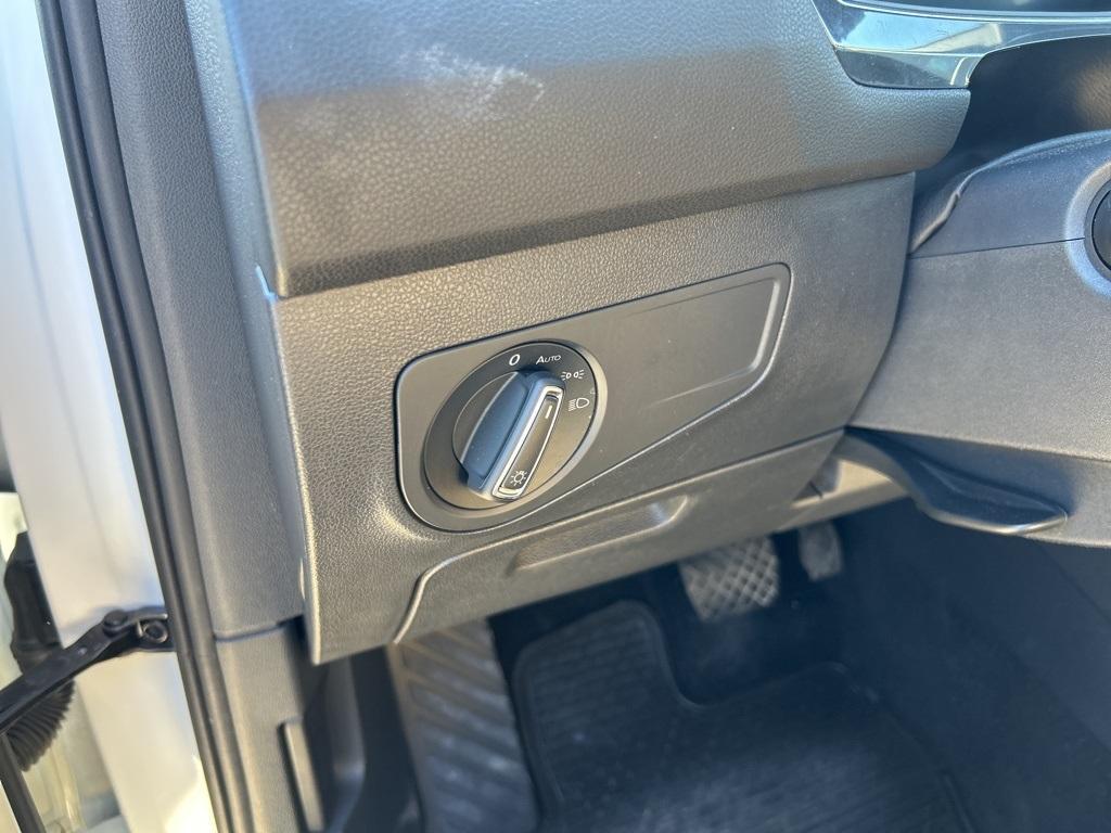 used 2022 Volkswagen Tiguan car, priced at $22,713