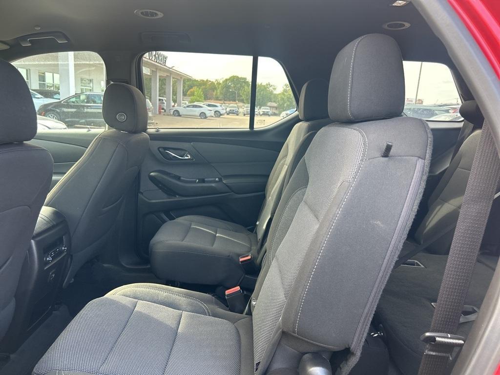 used 2022 Chevrolet Traverse car, priced at $28,134