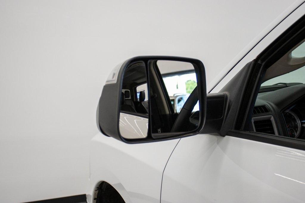 used 2022 Ram 1500 Classic car, priced at $27,367